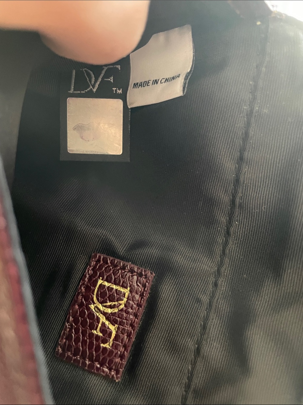 [DVF] Burgundy Lizard-Embossed Leather Envelope Clutch - Picture 4 of 6
